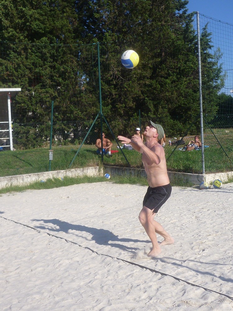 gal/saison 2009-2010/second_tournoi_beach/P1040704.JPG